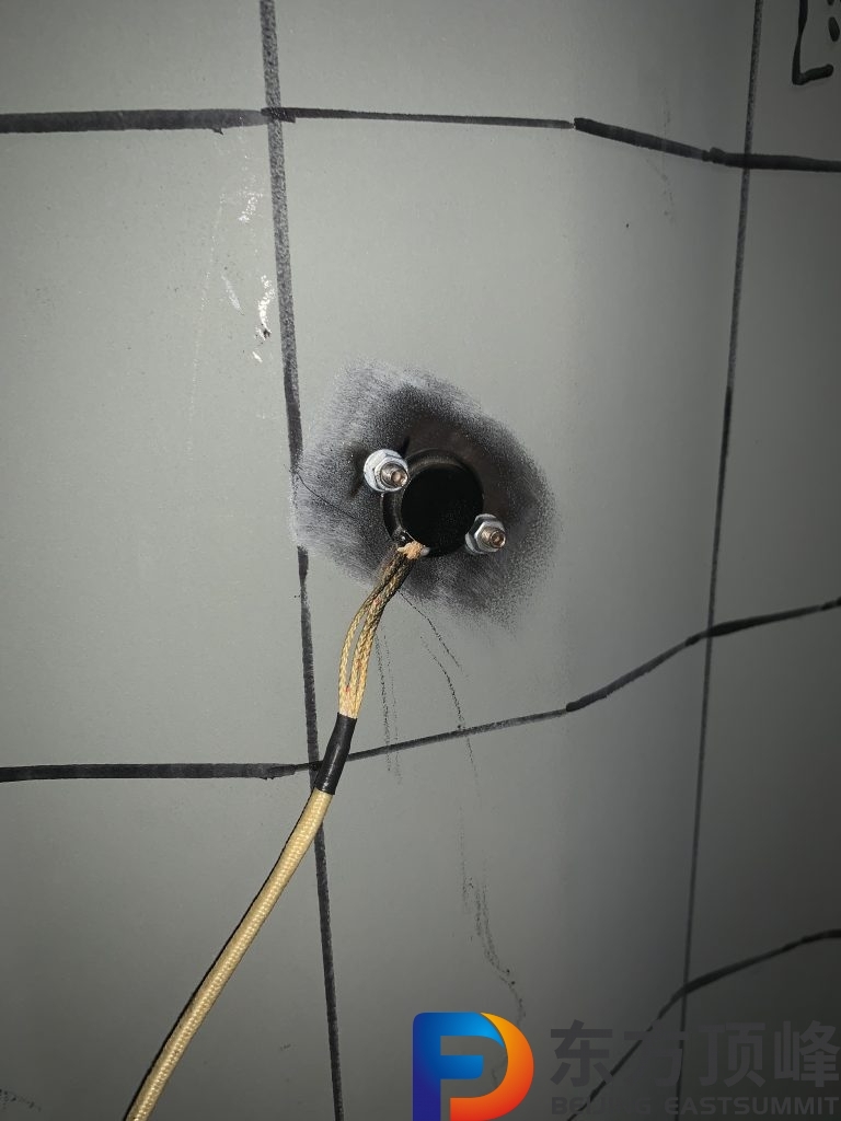 中國(guó)某研究院核廢料運(yùn)輸罐體研究